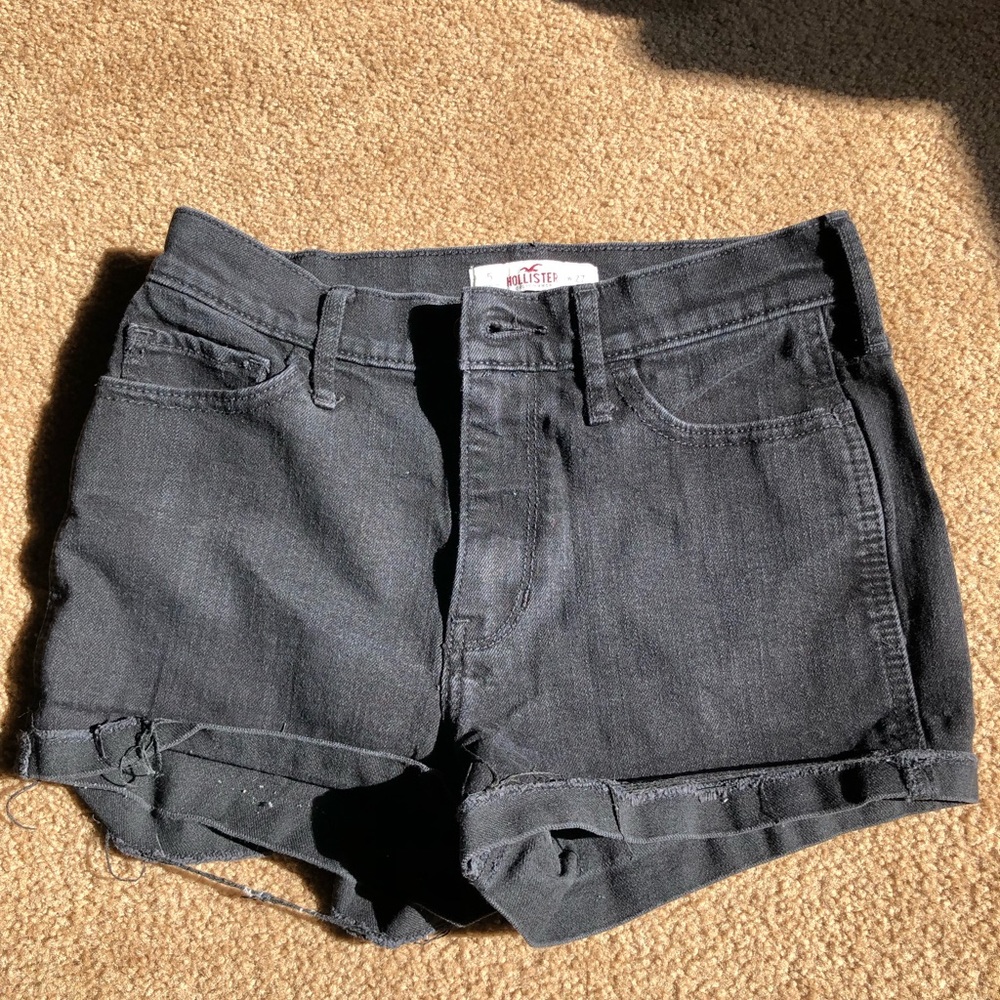 Hollister high waisted Shorts Black Size 27